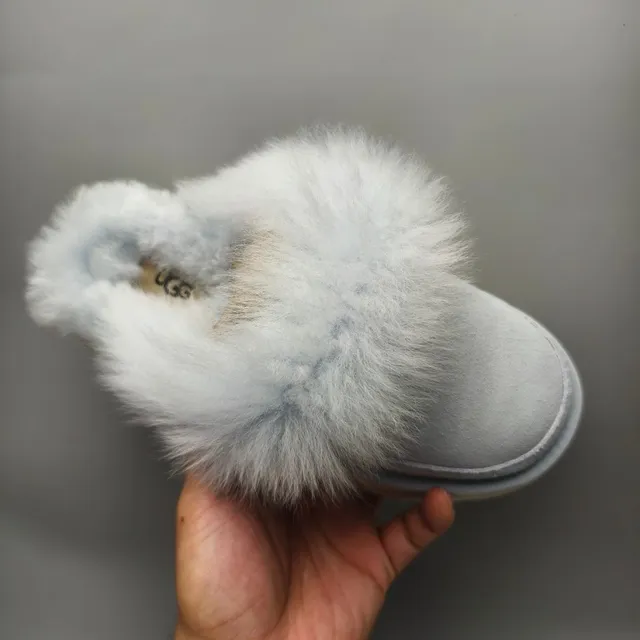 UGG 灰白色平台鞋底 毛球 毛皮装饰拖鞋 3