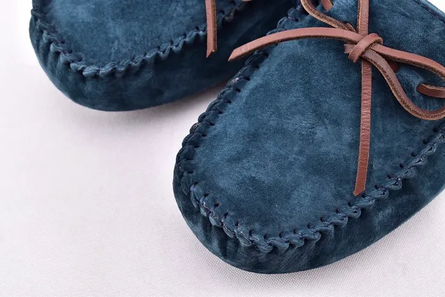 UGG 海军米色麂皮鞋面羊毛衬里乐福鞋 10