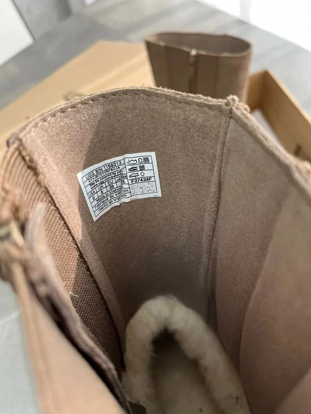 UGG Tasman Beige Brown Suede Upper Chunky Platform Sole Ankle Boots 5