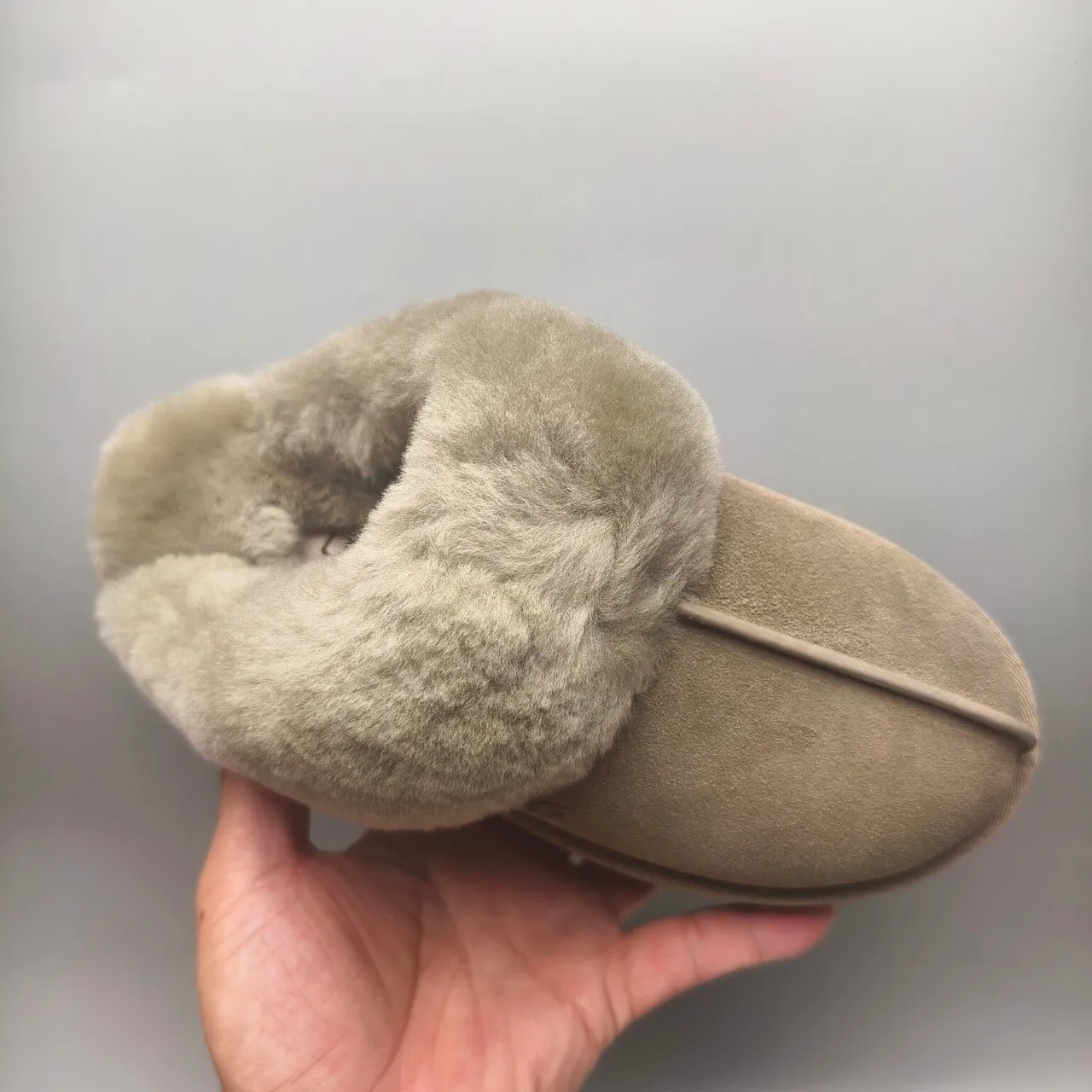 UGG Tasman 米色 羊毛皮 厚底拖鞋 3