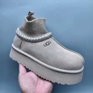 UGG Tasman 米色 踩脚针织护脚雪靴