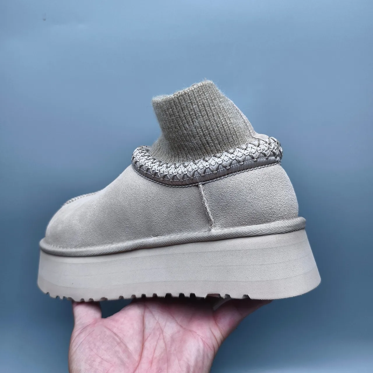 UGG Tasman 米色 踩脚针织护脚雪靴 4
