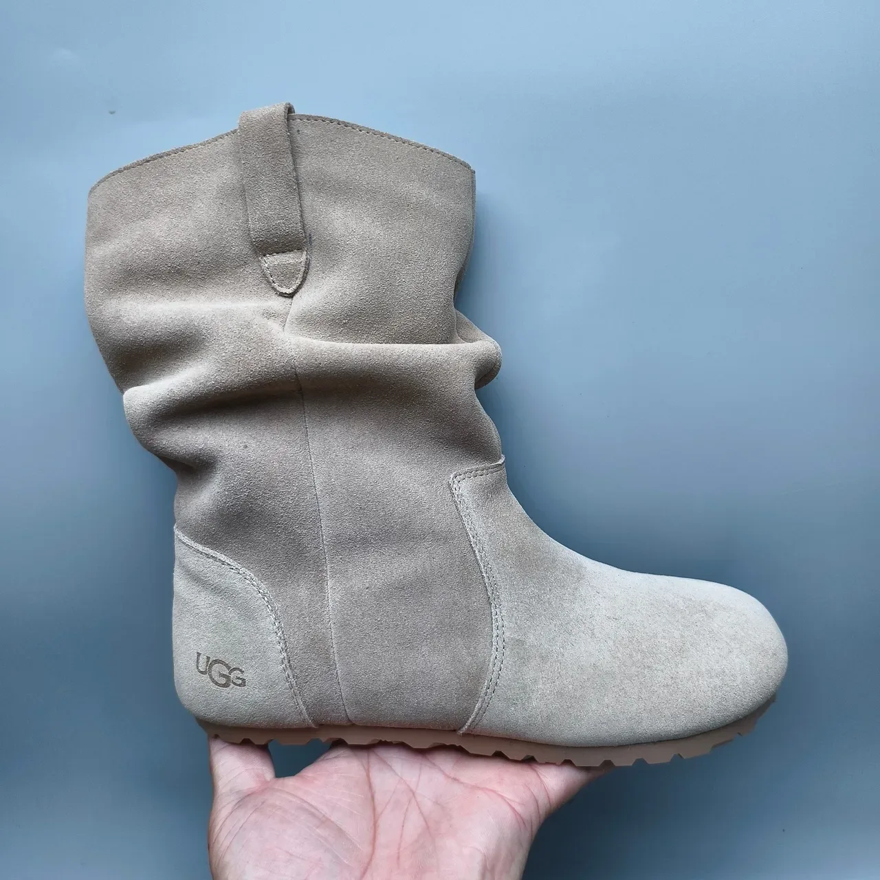UGG Tasman Bottines de cheville beige imitation daim décontractées 2