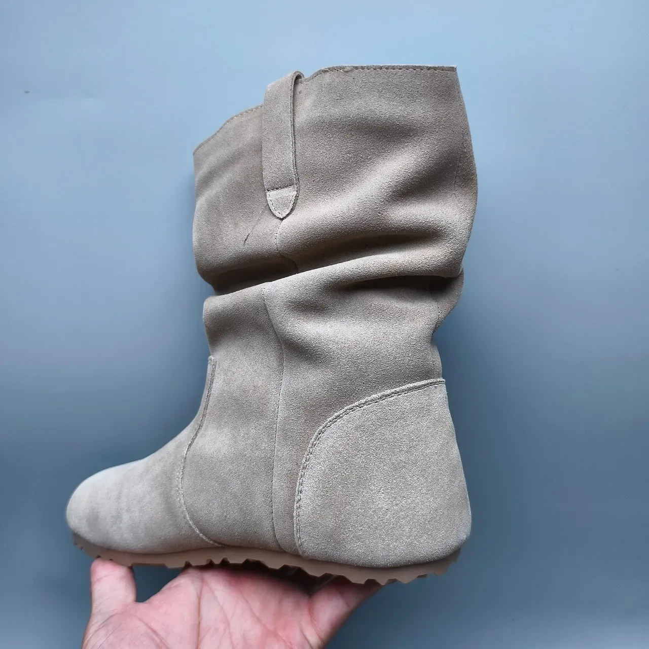 UGG Tasman Bottines de cheville beige imitation daim décontractées 4