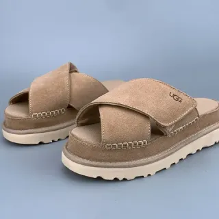 UGG Tasman Beige Suede Zapatillas de plataforma
