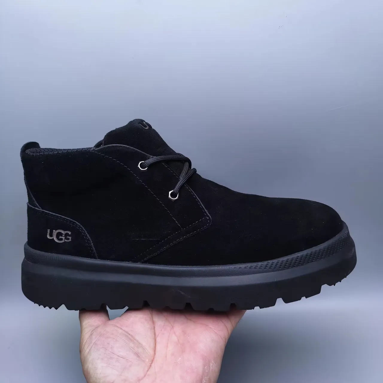 UGG Tasman কালো সুয়েড লেস-আপ এনকেল বুট 5
