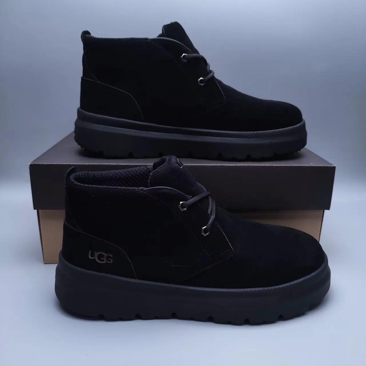 UGG Tasman কালো সুয়েড লেস-আপ এনকেল বুট 8