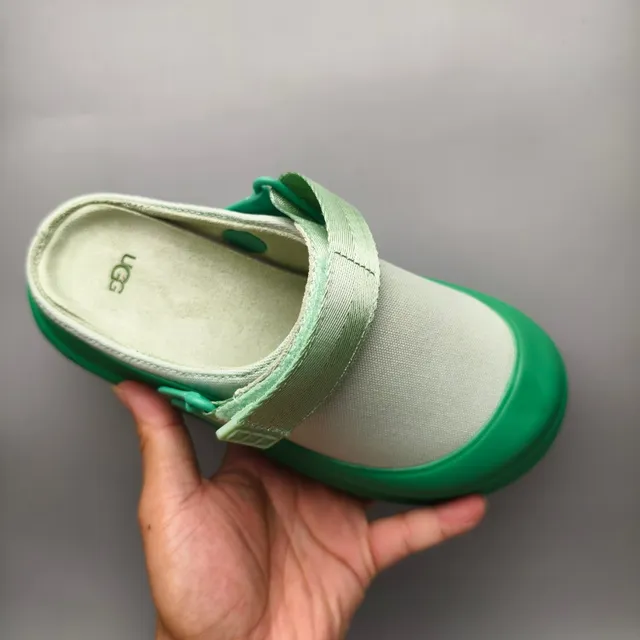 UGG Tasman Green Two-Tone Clog 3