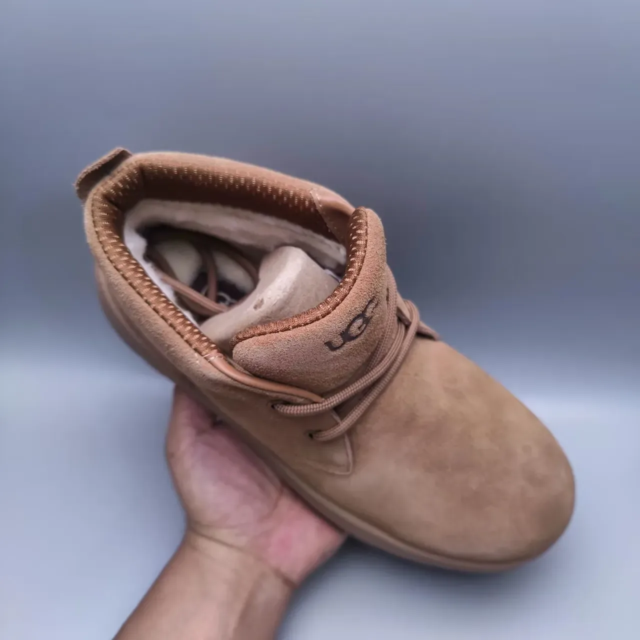 UGG Tasman Tan bottes à la cheville en daim lacées 8
