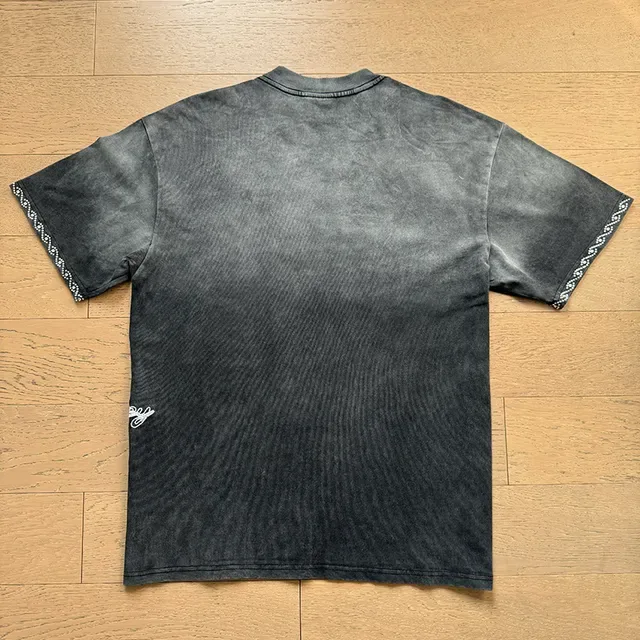 Camiseta Vale Forever cruz de strass lavagem ácida 5