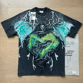 Vale Forever Valley Dreams Distressed Black Graphic T-Shirt 3