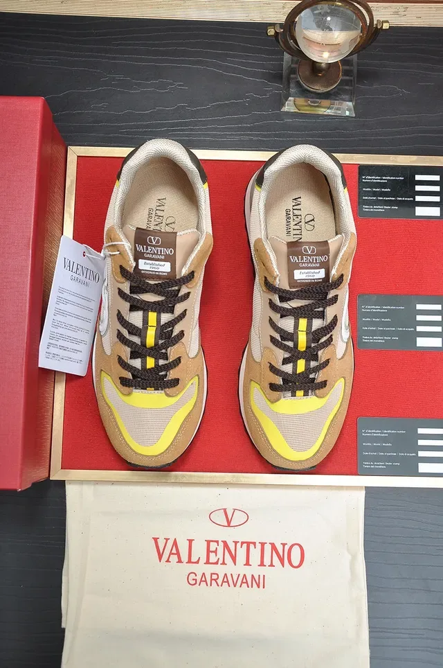 Valentino VLTN Runner Zapatillas Lifestyle Marrón Tan Ante y Malla 2