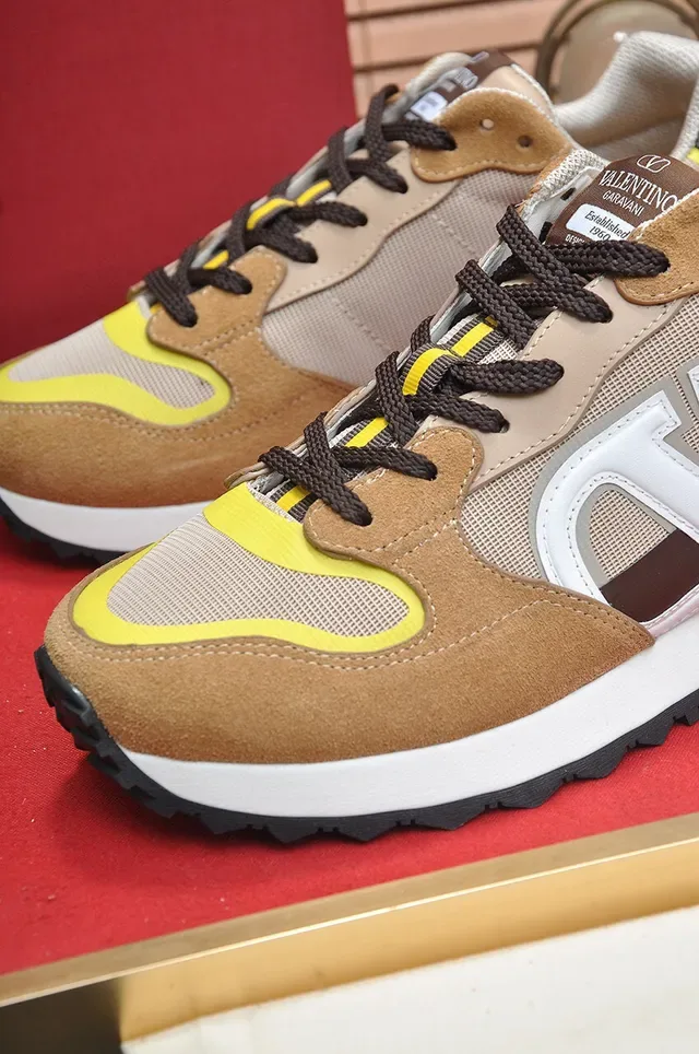 Valentino VLTN Runner Zapatillas Lifestyle Marrón Tan Ante y Malla 7