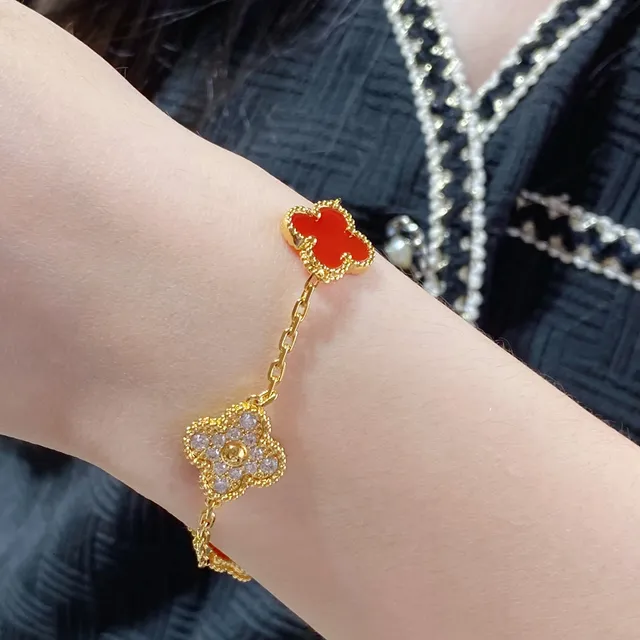 Van Cleef & Arpels Alhambra Five Motif Red Enamel and Diamond Bracelet 9