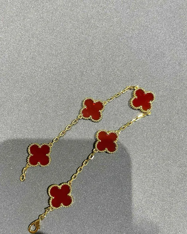 Van Cleef & Arpels Alhambra पाँच मोटिफ लाल एनामेल सोने की ब्रेसलेट 9