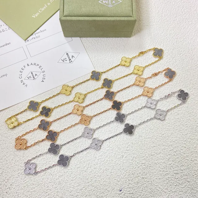 Van Cleef & Arpels Alhambra চার পাতার ক্লোভার মোটিফ ব্রেসলেট 9