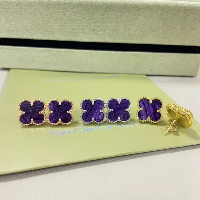 Van Cleef & Arpels Alhambra Brincos com pedras marmorizadas roxas e bordas de miçangas 2