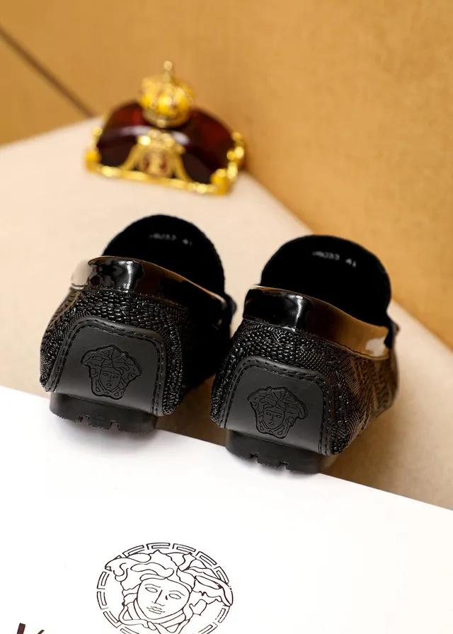 Versace Chain Reaction Black Gold Crocodile-Embossed Leather Medusa Head Horsebit Buckle Loafer 3