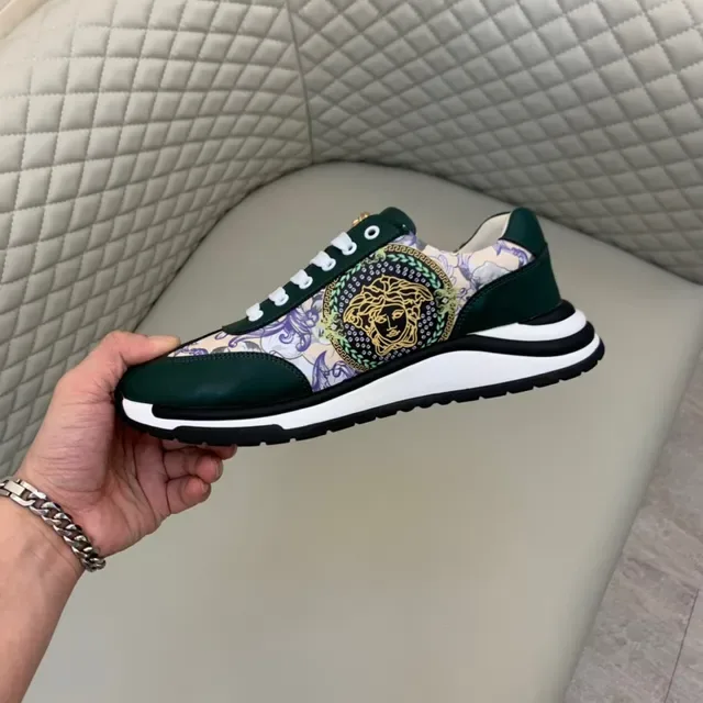 Versace Chain Reaction Medusa Print हरा लाइफस्टाइल स्नीकर 4