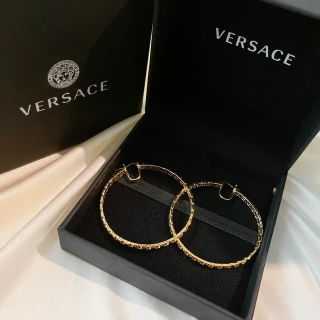 Versace Greca Odissea Aros Dourados com Chave Grega 8