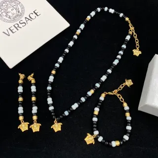 Versace Medusa काला सोना मोती रस्सी जादुई लटकन हार