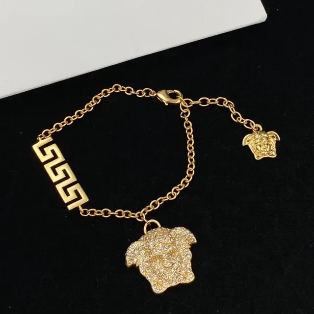 Versace Medusa Head क्रिस्टल पावे गोल्ड टोन नेकलेस 6