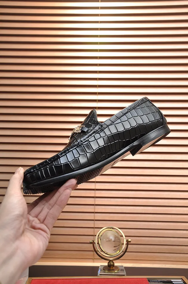 Versace Odissea Crocodilo Embossado Preto Mocassins 6