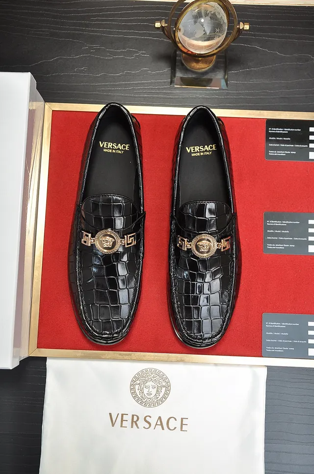 Versace Odissea Crocodilo Embossado Preto Mocassins 9