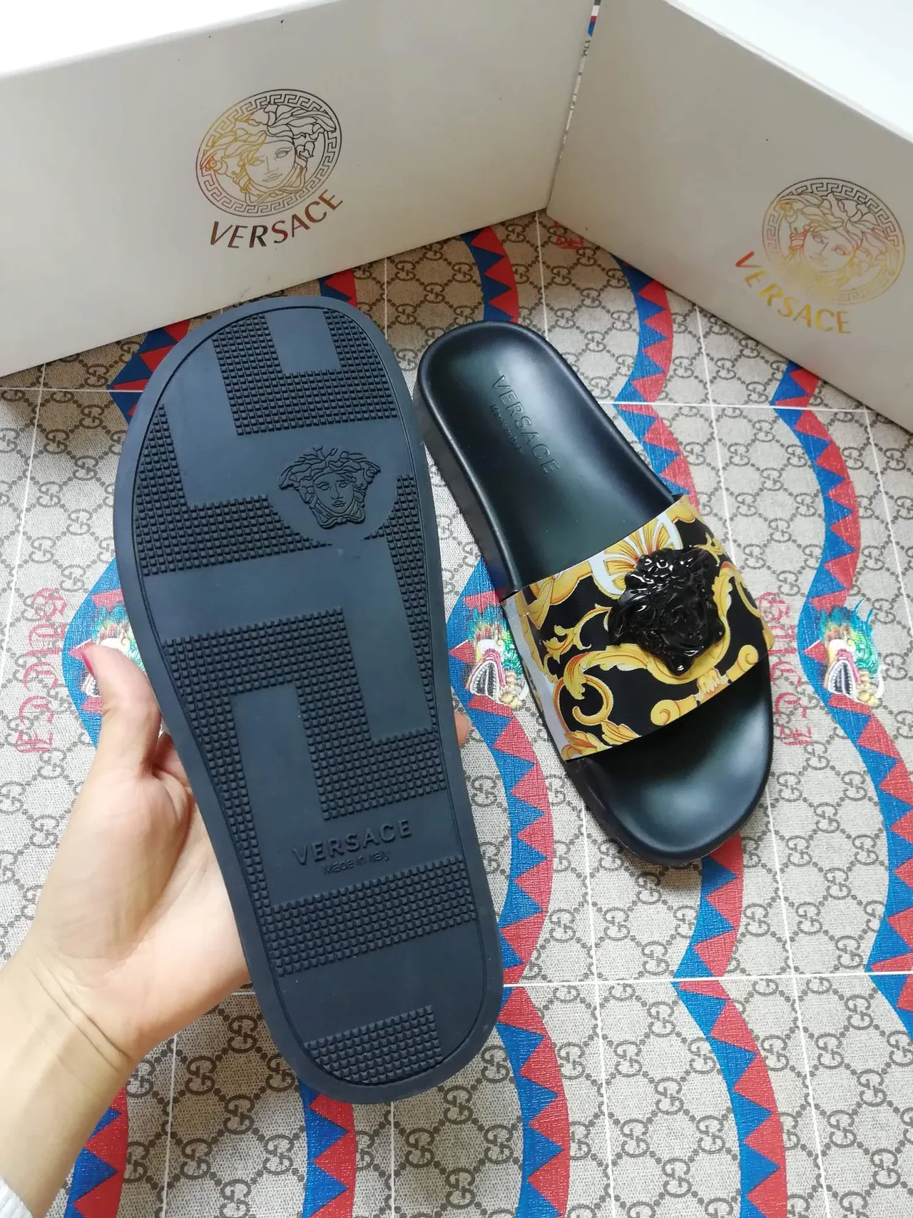 Versace Slide Preto Dourado Barroco Medusa Chinelo 3