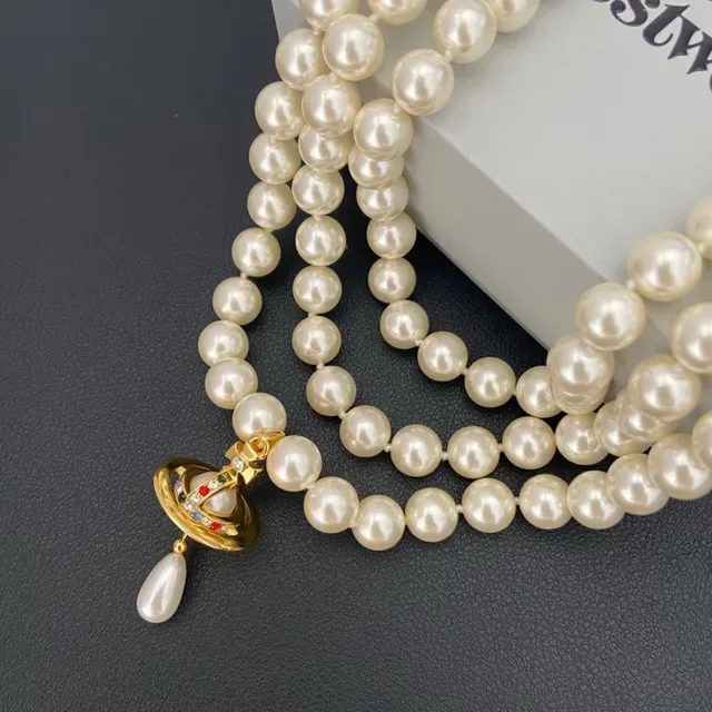Vivienne Westwood Orb Pearl Necklace Beige Gold Triple-Strand Necklace 4