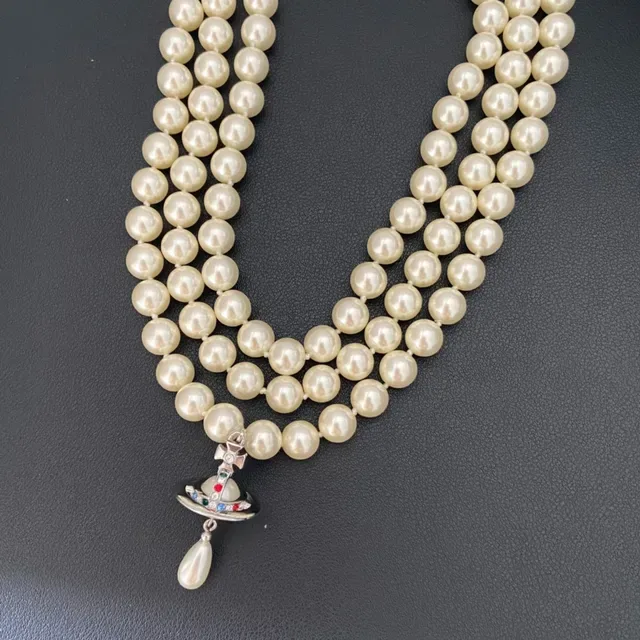 Vivienne Westwood Orb Pearl Necklace Beige Gold Triple-Strand Necklace 6