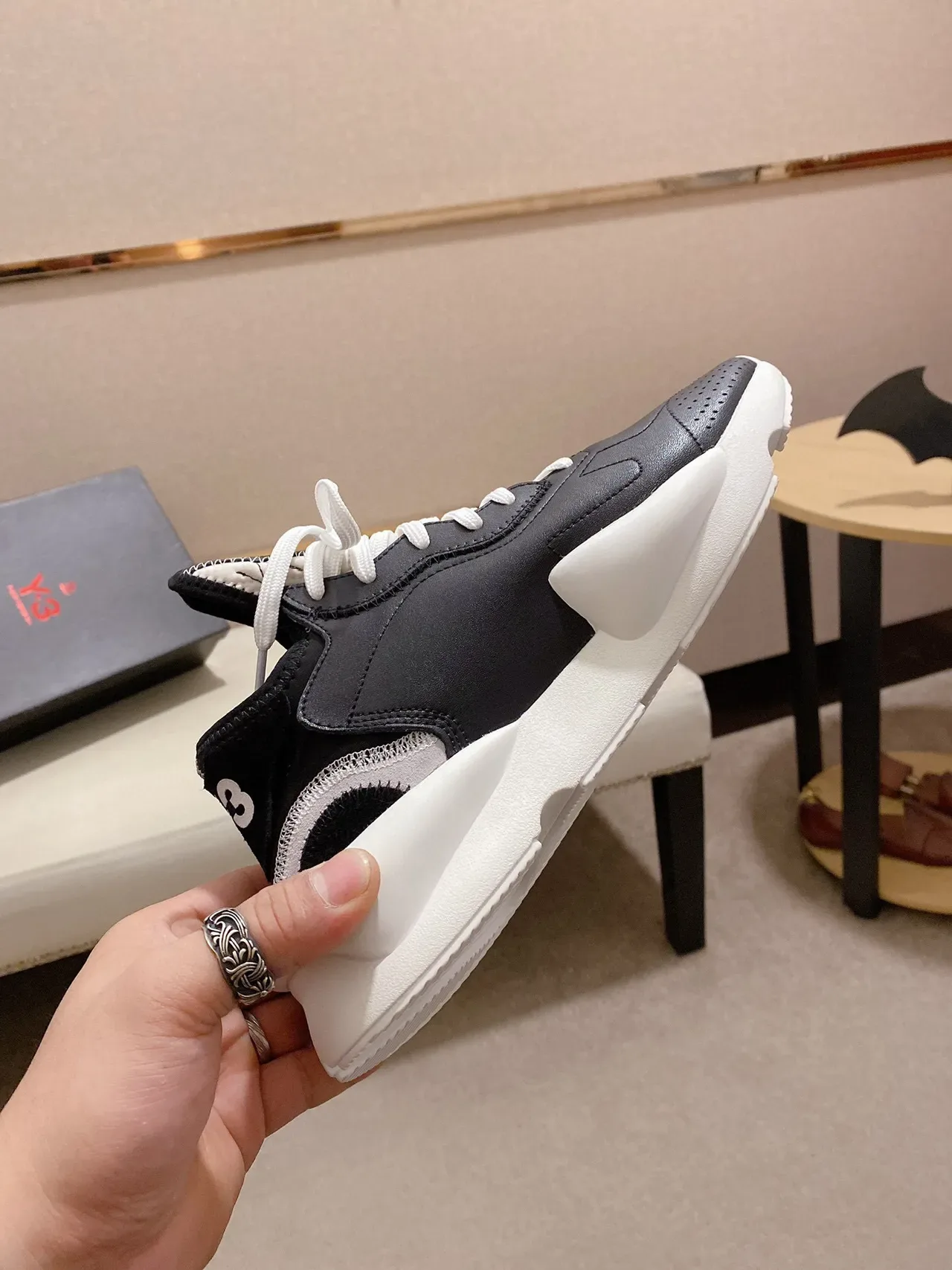 Y-3 Kaiwa Tênis Lifestyle Preto e Branco 6