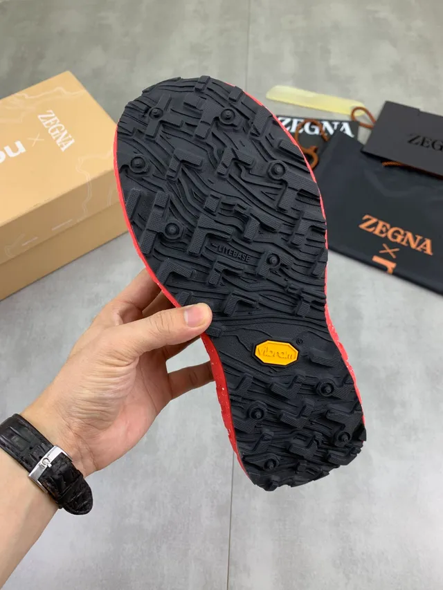 Zegna কালো লাল মেশ-এন্ড-সিন্থেটিক আপার অ্যাগ্রেসিভ লাগ আউটসোল রানিং শোজ 3