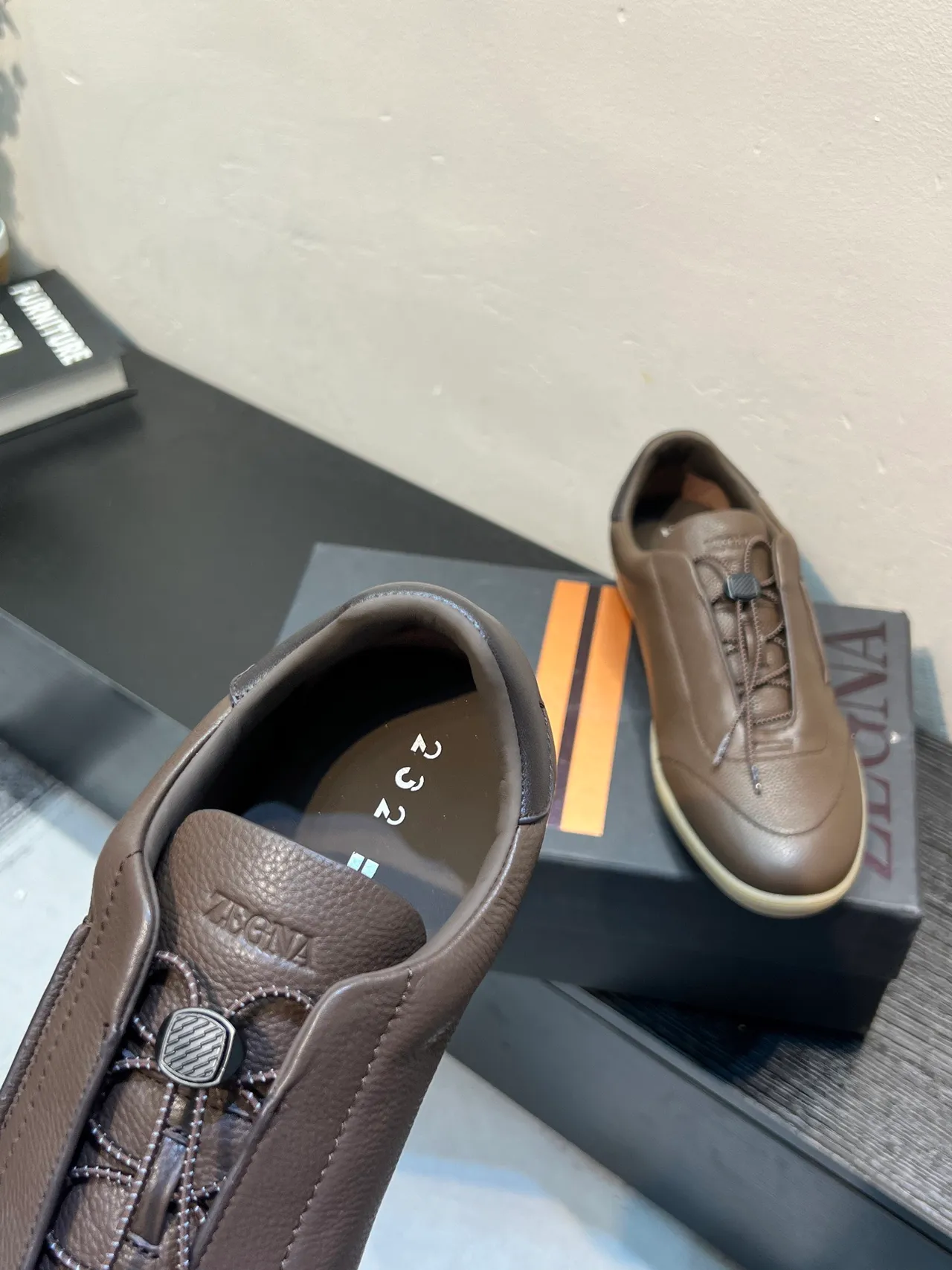 Zegna বাদামী চামড়া Toggle-Closure লোফার 7