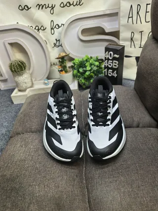 Adidas Adizero Evo SL ATR tênis de corrida brancos e pretos 10