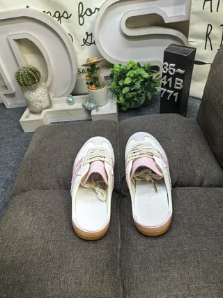 Adidas Bege Rosa Mule Sem Talão com Cadarços na Frente Loafer 8
