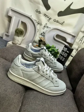 Adidas Beige White Suede Upper Three-Stripe Side Panel Lifestyle Sneakers 9