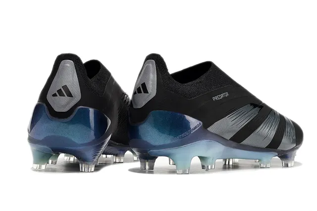 Adidas Noir Bleu Collet à ajustement chaussette Superposition de trois rayures Terrain ferme Chaussures de football 5
