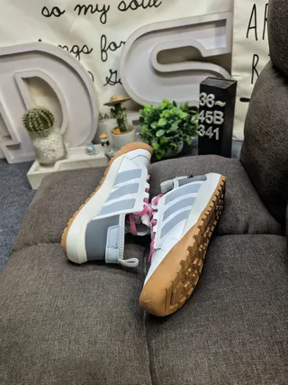 Adidas Noir et Brun Maille et Synthétique Empeigne Suela Caoutchouc Sneakers 16