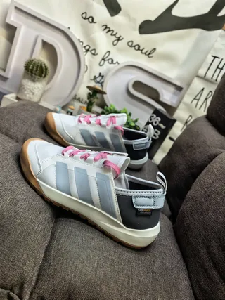 Adidas Noir et Brun Maille et Synthétique Empeigne Suela Caoutchouc Sneakers 17