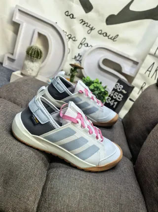 Adidas Noir et Brun Maille et Synthétique Empeigne Suela Caoutchouc Sneakers 19