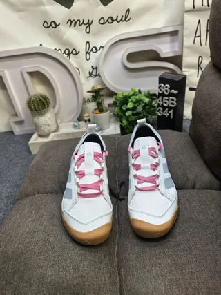 Adidas Noir et Brun Maille et Synthétique Empeigne Suela Caoutchouc Sneakers 20