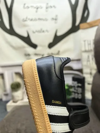 Adidas أسود أبيض بدون أربطة إغلاق بشرائط ماري جين 3