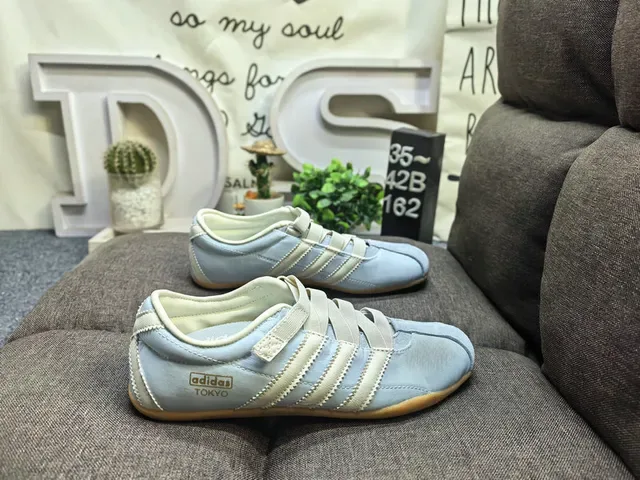 Adidas Black White Laceless Strap Closure Three Stripes Lifestyle Sneakers 11