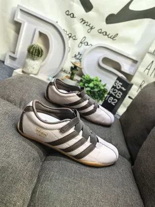Adidas Black White Laceless Strap Closure Three Stripes Lifestyle Sneakers 19