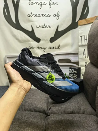 Adidas 蓝黑 工程网面鞋面 三条纹侧边品牌 跑鞋 5