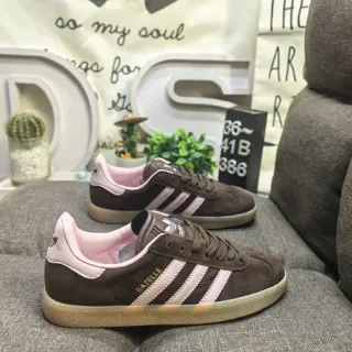 Adidas Gazelle بني ووردي سويد أسلوب حياة رياضي