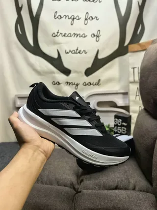 Adidas Gris Beige Mesh et Synthétique Supérieur Tonal Trois Rayures Marque Chaussures 15