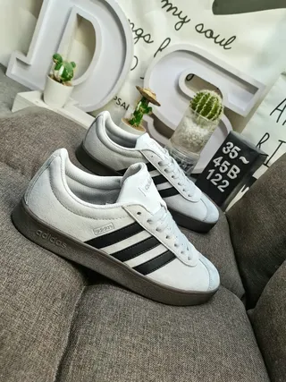 Adidas Cinza Preto Low-Top Suede-Like Upper Lifestyle Sneakers 9