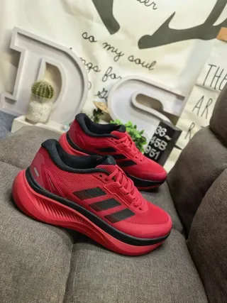 Adidas 灰绿网面鞋面三条纹侧边标志生活方式运动鞋 9